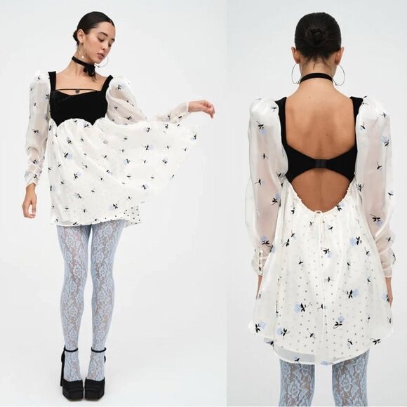 For Love And Lemons Dresses & Skirts - NWT Rare For Love and Lemons Marcella Mini Black Dress Floral Size XL